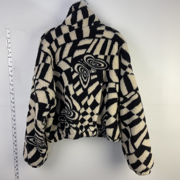 Urban Outfitters Black & Cream Patterned Faux Fur Jacket - Picture 2 of 6
